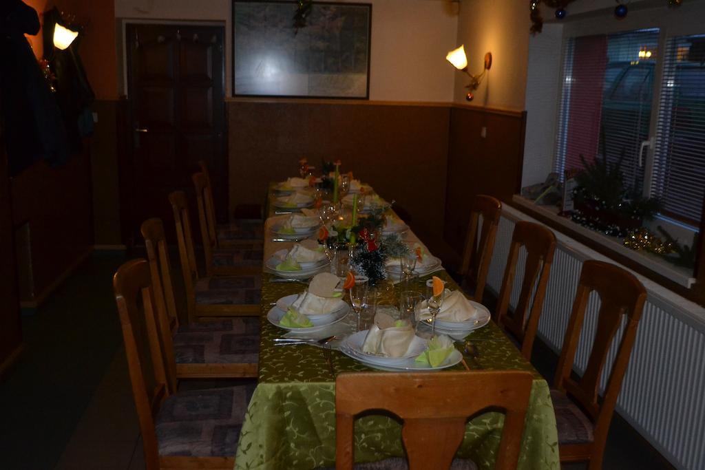 Liptovský Mikuláš 阿巴豪斯旅馆酒店 外观 照片