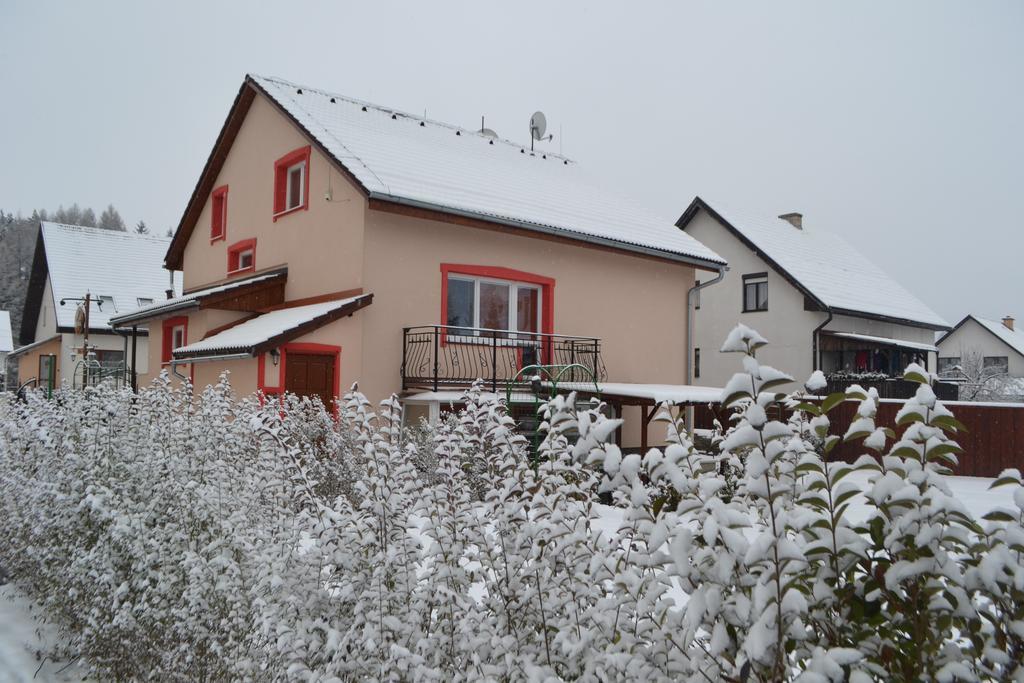 Liptovský Mikuláš 阿巴豪斯旅馆酒店 外观 照片